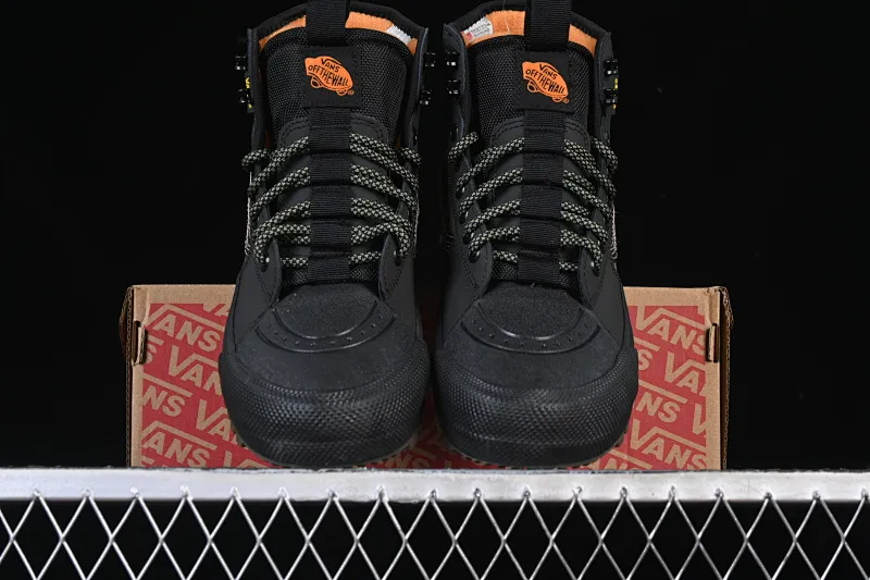 All categories Vans Vans series Vans Hi Vans high-top Vans Sk8-Hi Gore Te Outdoor adventure series round-toe lace-up high-top outdoor functional casual shoes VN0A5I11BIQ